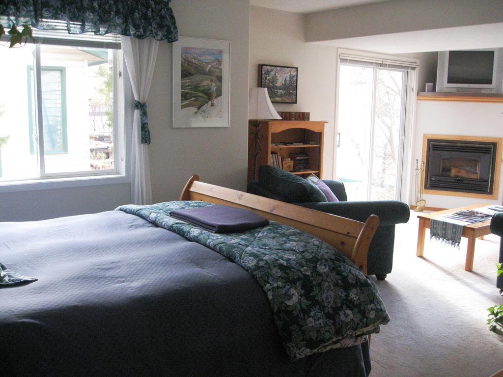 Avens Renaissance B&B Canmore Rom bilde