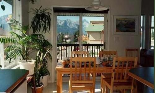 Avens Renaissance B&B Canmore Eksteriør bilde